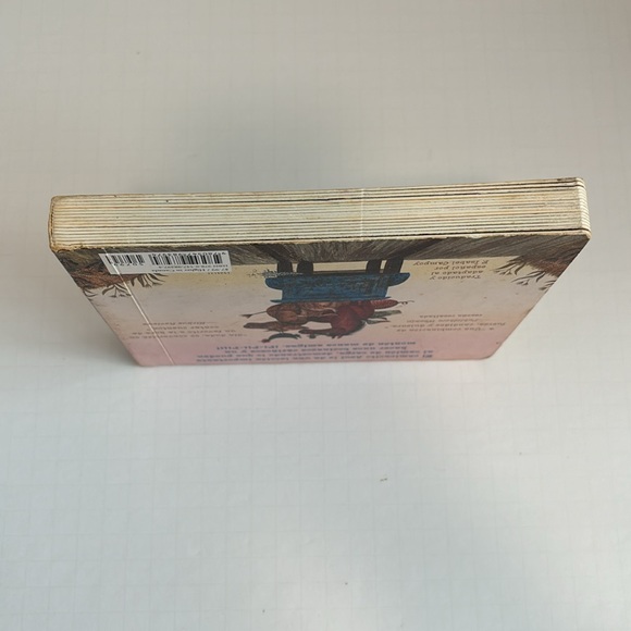 Little Blue Truck by Alice Shertle Spanish Version - El camioncito Azul. - Picture 5 of 6